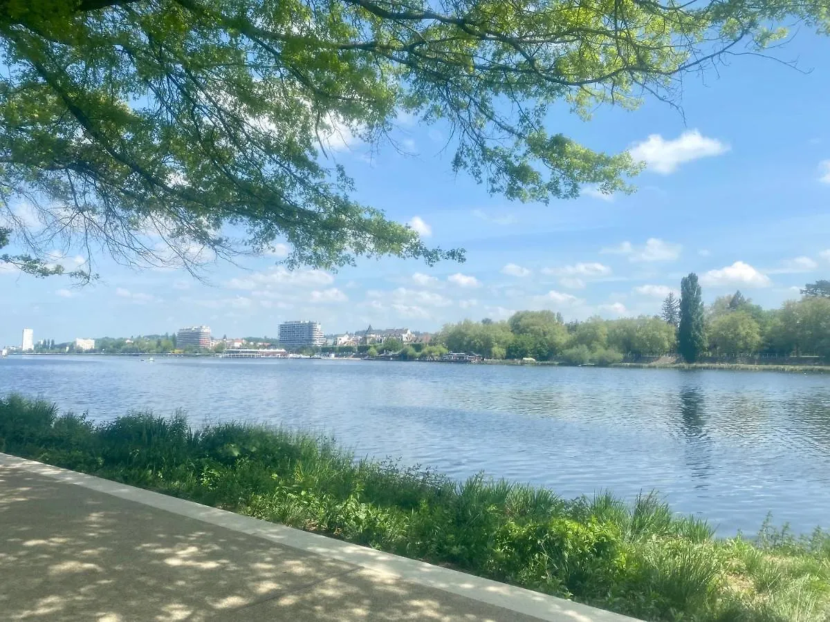 Grand F3 2 Ch Calme Confort Parking Rive Gauche Creps Hippodrome Golf Bellerive-sur-Allier Apartment